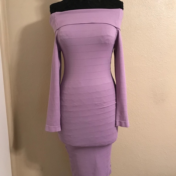 Venus Body Con Dress - Picture 2 of 4